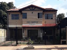 Casa Boutique Bèla Sofía，位于亚松森Nuestra Señora de la Asuncion Catholic University附近的酒店