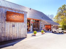 托奈比斯火山小屋酒店，位于Saint-Pierre-le-Chastel的酒店