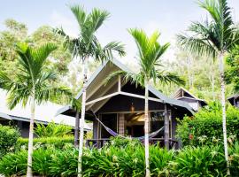 棕榈简易别墅酒店，位于大堡礁机场 - HTI附近的酒店