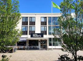 Hotell Pausa，位于克利潘的酒店