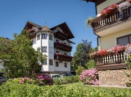 Hotel Alpenblick Attersee-Seiringer KG，位于阿特湖的酒店