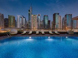 Millennium Place Dubai Marina，位于迪拜的酒店