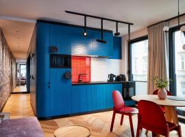 Rajska Blue Luxury Apartment，位于克拉科夫Bunkier Sztuki Modern Art Gallery附近的酒店