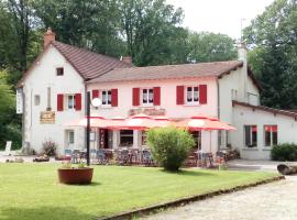 le rond gardien，位于Isle-et-Bardais的酒店