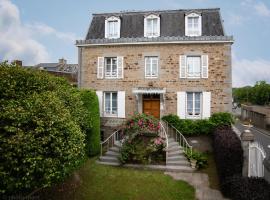 Maison d'hôtes de charme La Rose de Ducey près du Mont Saint Michel，位于迪塞的酒店