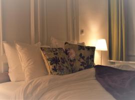 Quiet apartment in Antwerp near parc - B&B InterMezzo - business & leisure，位于安特卫普Ternesse G & CC附近的酒店