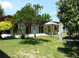 Damai Resort，位于Kampong Telok Kubor的酒店