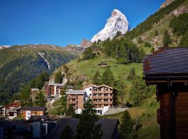 维乌豪华生活公寓，位于采尔马特Zermatt - Matterhorn附近的酒店