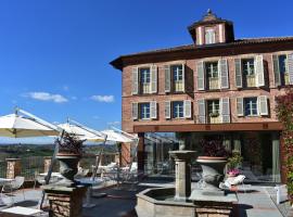 Villa Fontana Relais Suite & Spa，位于阿利亚诺泰尔梅的酒店