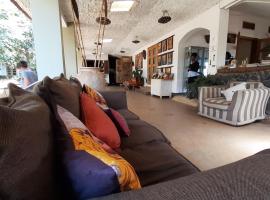 Gately Inn Entebbe，位于恩德培恩德培国际机场 - EBB附近的酒店