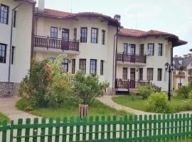 Pinerose Resort