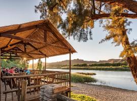 Orange River Rafting Lodge，位于Kotzeshoop坦吉斯克普山（617米）附近的酒店