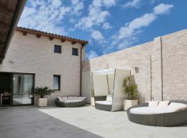 Esclusiva ed elegante Casa Vacanze indipendente e con terrazza privata，位于卡利亚里的度假屋
