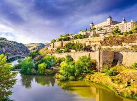Toledo ciudad de las tres culturas , un lugar para disfrutar todas las familias con sus hijos " DESAYUNO INCLUIDO"，位于Villamiel de Toledo的酒店