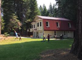 Carriage House at Yosemite，位于费希坎普Yosemite South Entrance附近的酒店