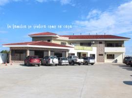Hotel Isabel Playas Villamil，位于普拉亚斯的酒店