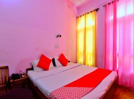 OYO 36477 Hotel Chail Hills，位于马恩迪的酒店