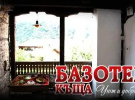 Bazoteva House