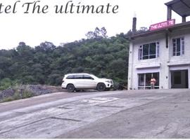 Hotel The Ultimate，位于Arki的酒店