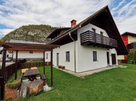 Holiday House Veliki breg，位于莫斯特拉纳的酒店