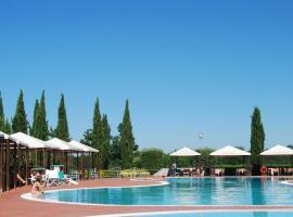 法托利亚丽城酒店，位于瓜尔迪斯塔洛的酒店