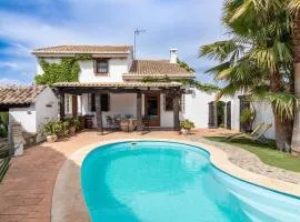 Encantadora casa con piscina privada y chimenea