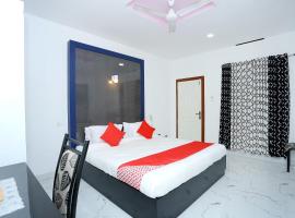 OYO 44408 Kunnungal Guest House，位于Thanniyam的酒店