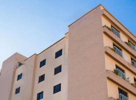 Hotel Zé Maria，位于坎布伊的酒店