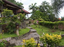 巴厘岛竹子民宿，位于艾湄湾的酒店
