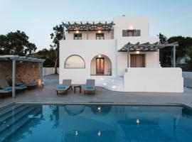 Naxos Infinity Villa and Suites，位于纳克索乔拉的度假屋