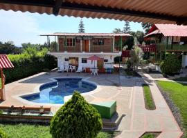 Finca Hotel Villa Soledad，位于金巴亚的度假短租房