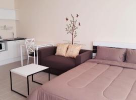 Popular Condo P1，位于暖武里府的酒店