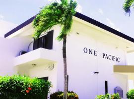 One Pacific Hotel，位于塔穆宁的酒店
