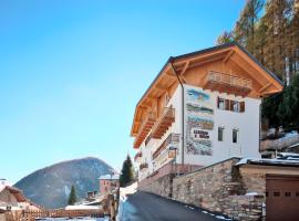 阿尔伯格圣洛克酒店，位于佩伊奥的酒店