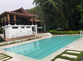 Hotel Campestre Rancho California，位于卡拉尔卡的酒店