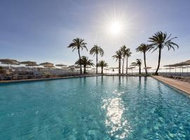 Palace Bonanza Playa Resort & SPA by Olivia Hotels Collection，位于伊利塔斯的带按摩浴缸的酒店