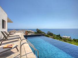 Villa A Luna，位于Pietracorbara的酒店