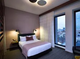 Fairlane Hotel Nashville, by Oliver