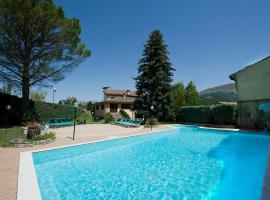 艾米达吉酒店，位于萨维利的酒店