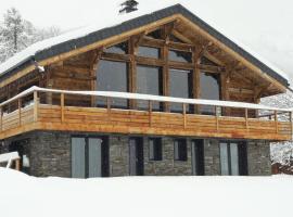 chalet des grands bois，位于里雾诗库普杜蒙德滑雪缆车附近的酒店