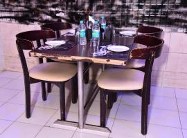 Le Rendues Hotel And Restaurant，位于斋浦尔的酒店