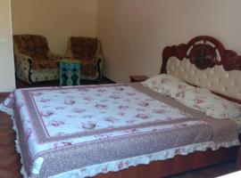 Guest House Sharq 21，位于苦盏Stantsiya Beloverskiy附近的酒店