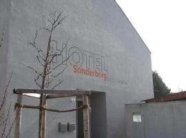 桑德堡酒店，位于施罗本豪森的酒店