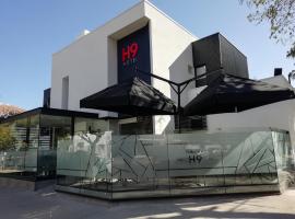 Hotel H9，位于维纳德马的酒店