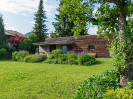 Gartenlodge Auszeit，位于Nötsch的酒店