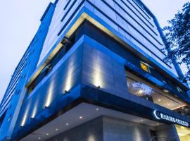 浦那瑞米格兰德spa酒店，位于浦那的酒店