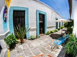 Gente de Más Bnb，位于普埃布拉的酒店