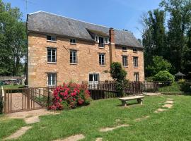 Le Moulin Bleu，位于Saint Cyr-sous-Dourdan的酒店