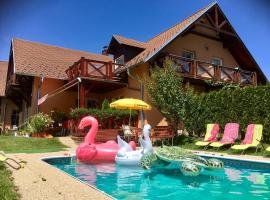 Apartments Lipno Serafin，位于伏尔塔瓦河畔利普诺的酒店
