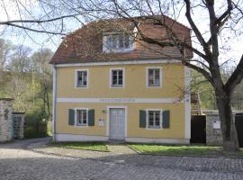 Haus Constantin，位于魏玛提尔伏特故居及公园附近的酒店
